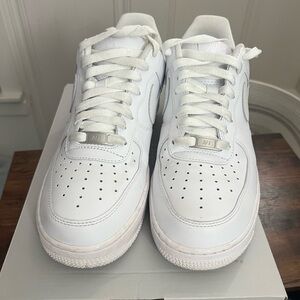 Women’s Size 11 Nike Air Force 1 ‘07